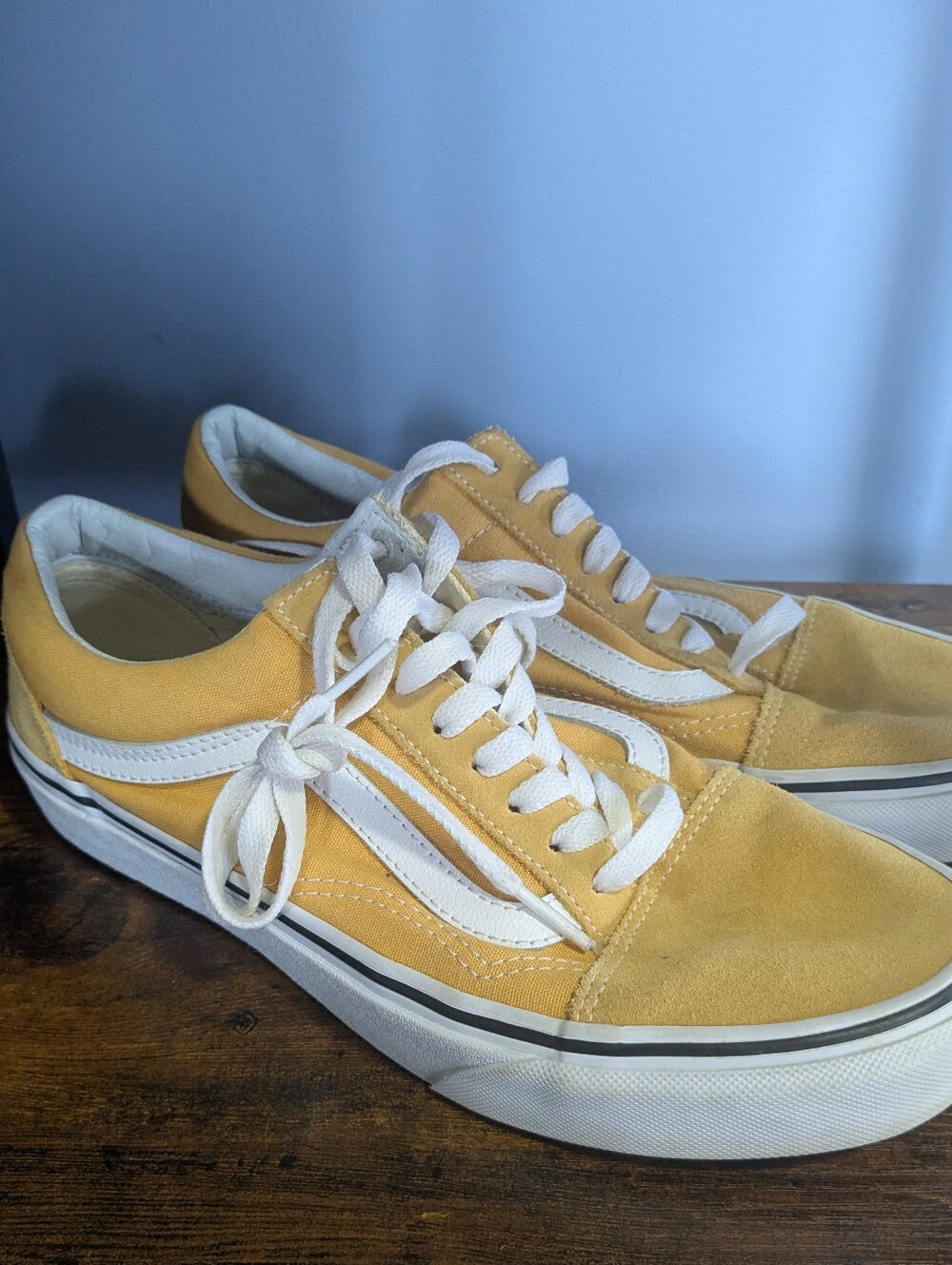 Vans Yellow Suede Old Skool Low-Top Sneakers - Men's